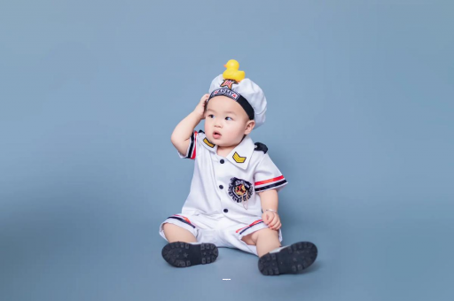 巴彦淖尔宝宝老摇头怎么回事